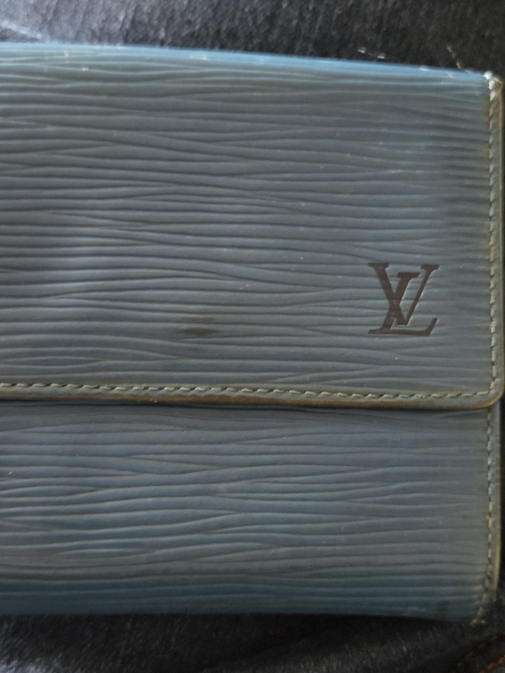 Louis Vuitton Blue Epi Leather Wallet - Compact Wallet